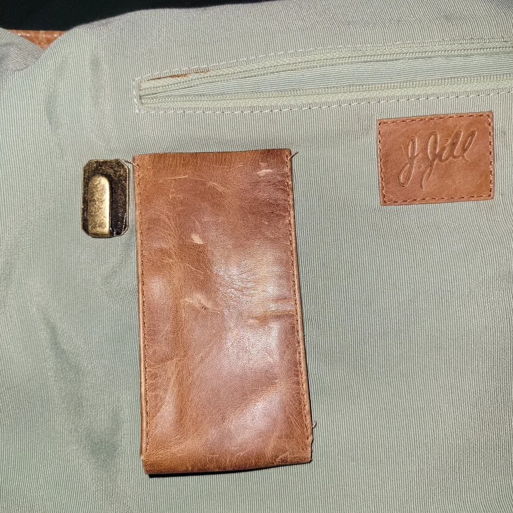 J.Jill Elegant Leather-Trimmed Tapestry Y2K Tote Bag - Picture 4 of 13